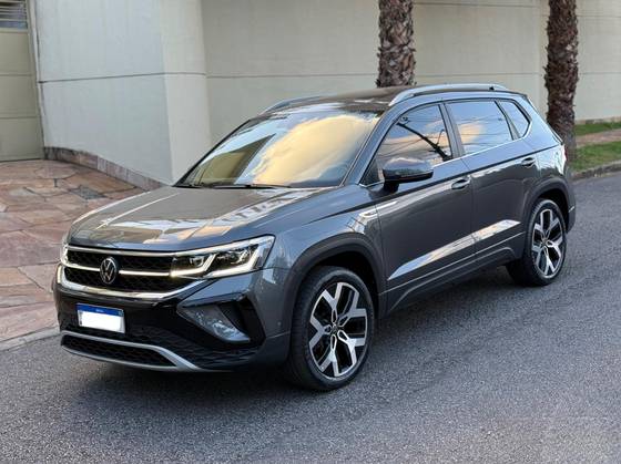 VOLKSWAGEN TAOS 1.4 250 TSI TOTAL FLEX HIGHLINE AUTOMÁTICO